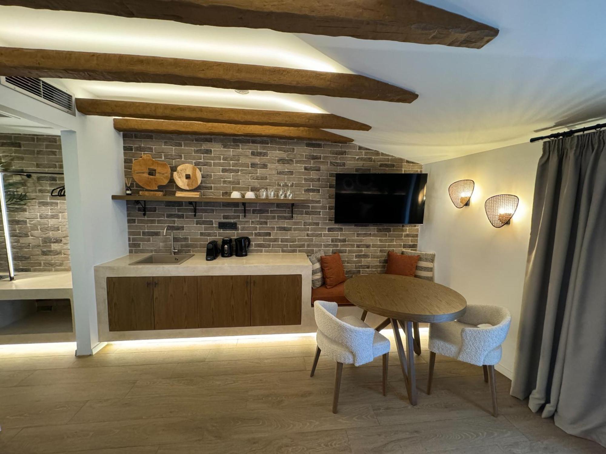 Appartement Urban Gem In The Heart Of Naoussa A Stylish Escape à Naousa  Extérieur photo